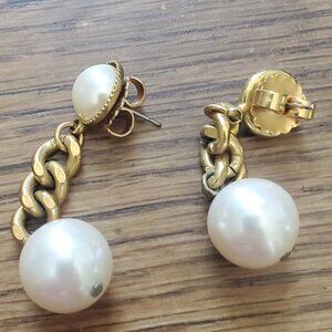 Vintage Ear Ezee Faux Pearl Gold Tone Pierced Drop Dangle Earrings